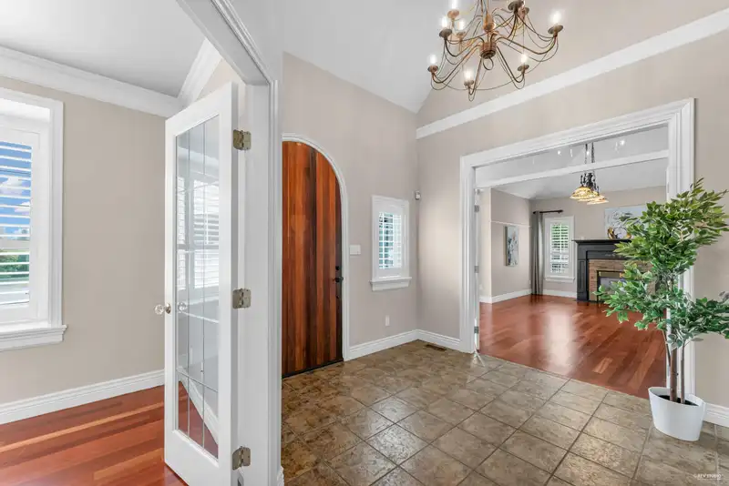 2233 134 STREET - photo 4 of 38