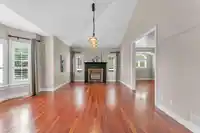 2233 134 STREET - thumbnail 6