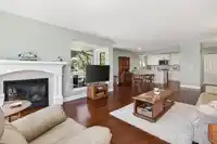 202 15717 MARINE DRIVE - thumbnail 10