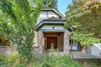 13521 19 AVENUE - thumbnail 1