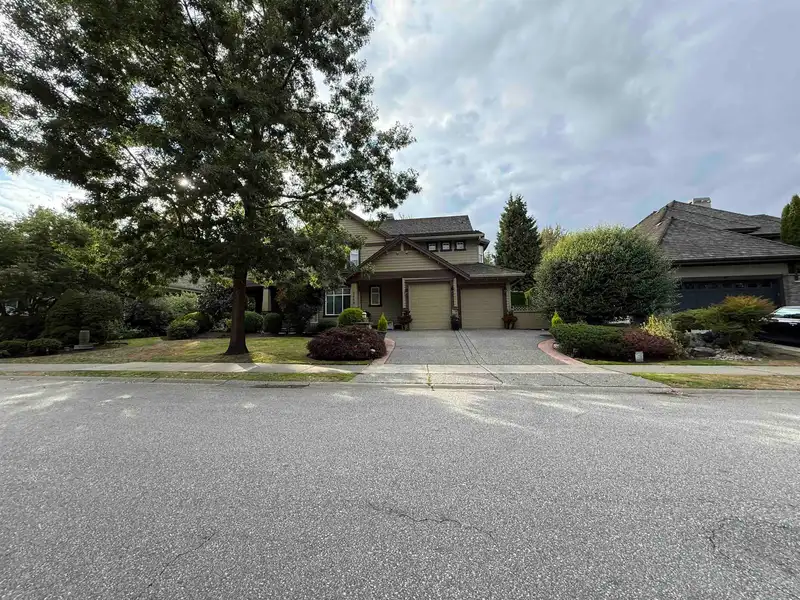 3689 159A STREET - photo 3 of 8