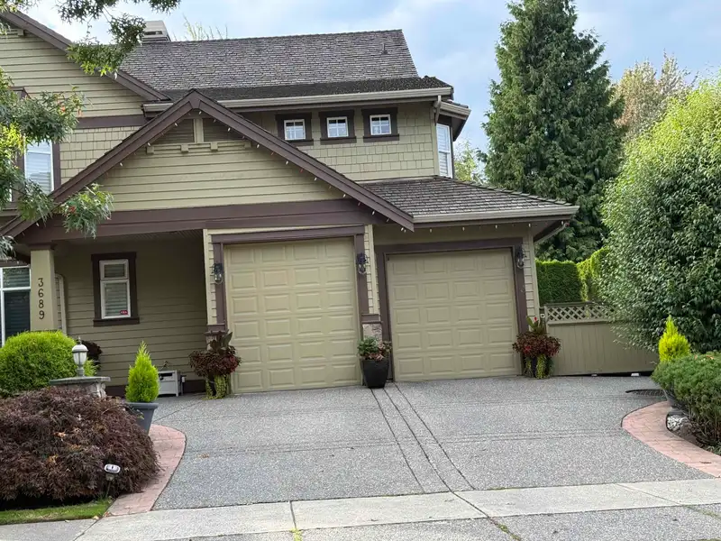3689 159A STREET - photo 4 of 8