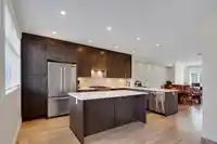 16439 24 AVENUE - thumbnail 8