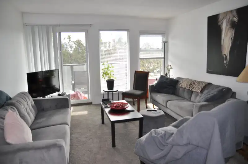 307 1850 E SOUTHMERE CRESCENT - photo 1 of 26