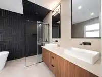 13735 BLACKBURN AVENUE - thumbnail 33