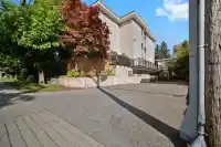 101 1442 BLACKWOOD STREET - thumbnail 2