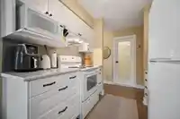101 1442 BLACKWOOD STREET - thumbnail 8