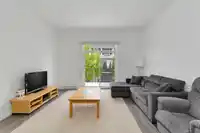 9 277 171 STREET - thumbnail 2