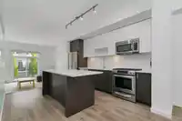 9 277 171 STREET - thumbnail 6