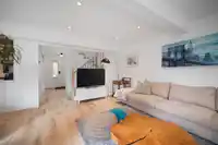 1917 LILAC DRIVE - thumbnail 4