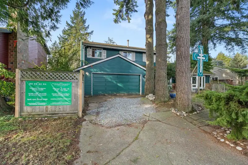 1761 140A STREET - photo 4 of 40