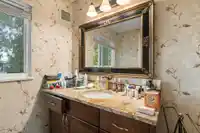 1761 140A STREET - thumbnail 31