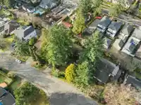 1761 140A STREET - thumbnail 8