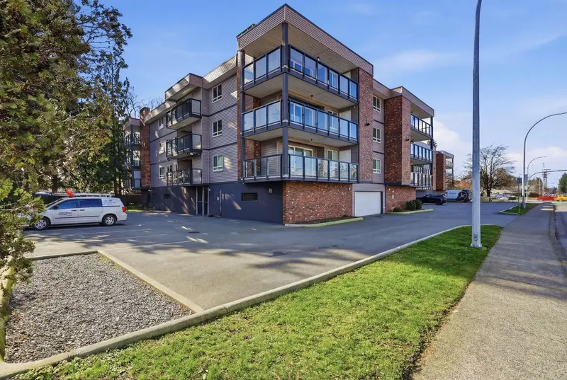 111 32040 PEARDONVILLE ROAD - photo 1 of 25