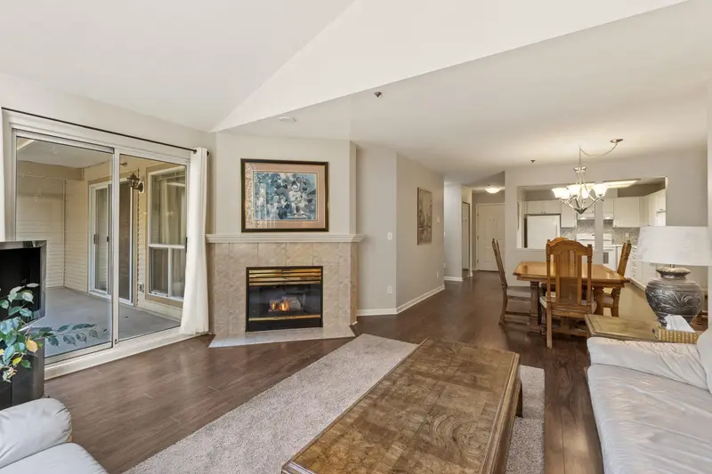 309 19142 122 AVENUE - photo 4 of 25