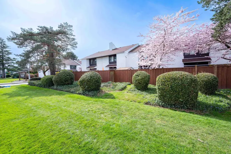 345 9411 GLENDOWER DRIVE - photo 4 of 25