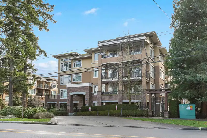 207 15360 20TH AVENUE - photo 1 of 38