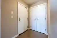 402 2950 KING GEORGE BOULEVARD - thumbnail 2