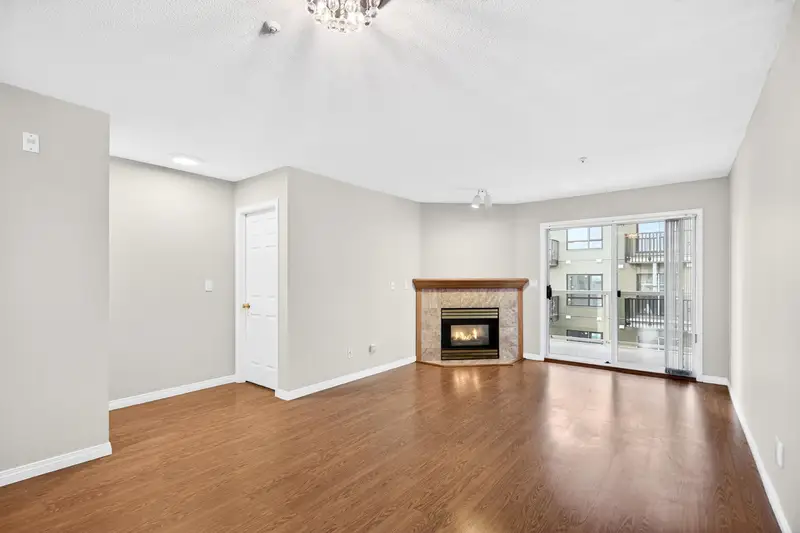 303 20240 54A AVENUE - photo 3 of 25