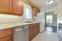 86 2303 CRANLEY DRIVE - thumbnail 11