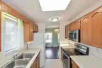 86 2303 CRANLEY DRIVE - thumbnail 10
