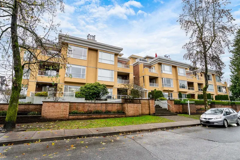 305 2340 HAWTHORNE AVENUE - photo 2 of 25