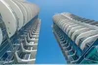 604 1500 MARTIN STREET - thumbnail 1
