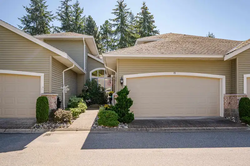 21 2672 151 STREET - photo 3 of 31