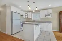 15521 GOGGS AVENUE - thumbnail 6