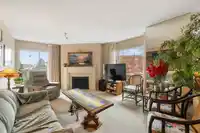 111 1442 FOSTER STREET - thumbnail 1