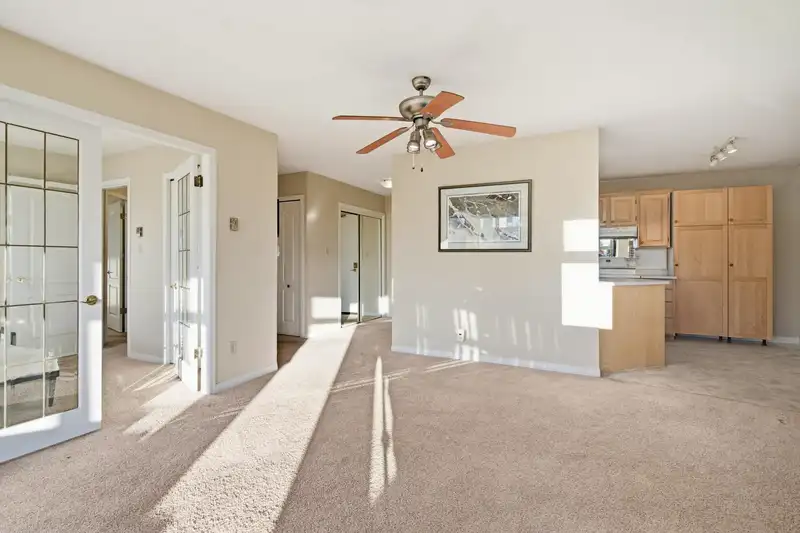 306 1220 FIR STREET - photo 4 of 25