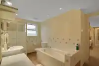 1050 PARKER STREET - thumbnail 34