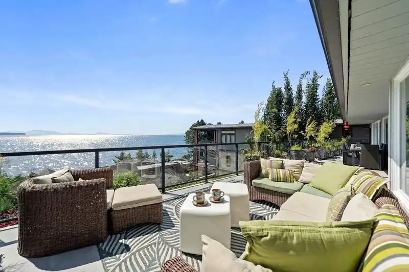 14380 SUNSET DRIVE - photo 1 of 40
