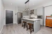 505 15436 31 AVENUE - thumbnail 4