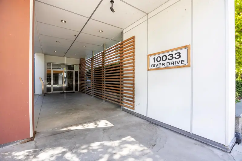 309 10033 RIVER DRIVE - photo 3 of 25