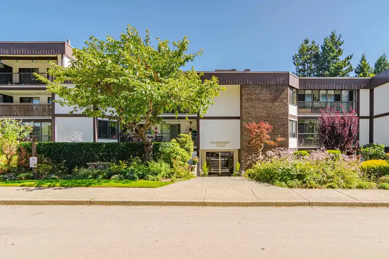 104 1520 VIDAL STREET - photo 2 of 39