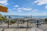 15187 VICTORIA AVENUE - thumbnail 4