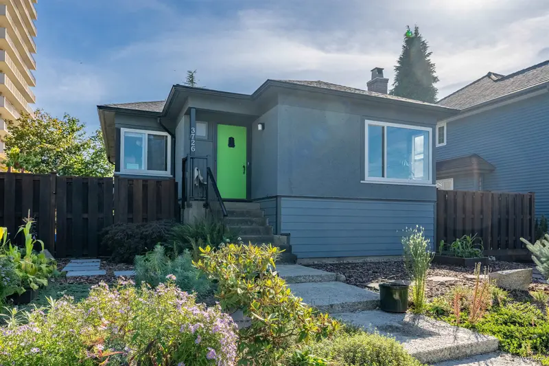 3726 TRINITY STREET - photo 1 of 25