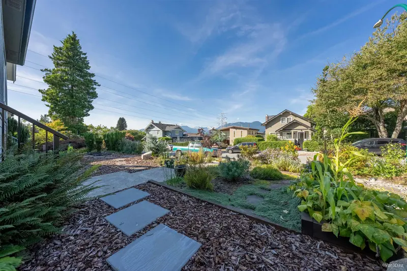 3726 TRINITY STREET - photo 2 of 25