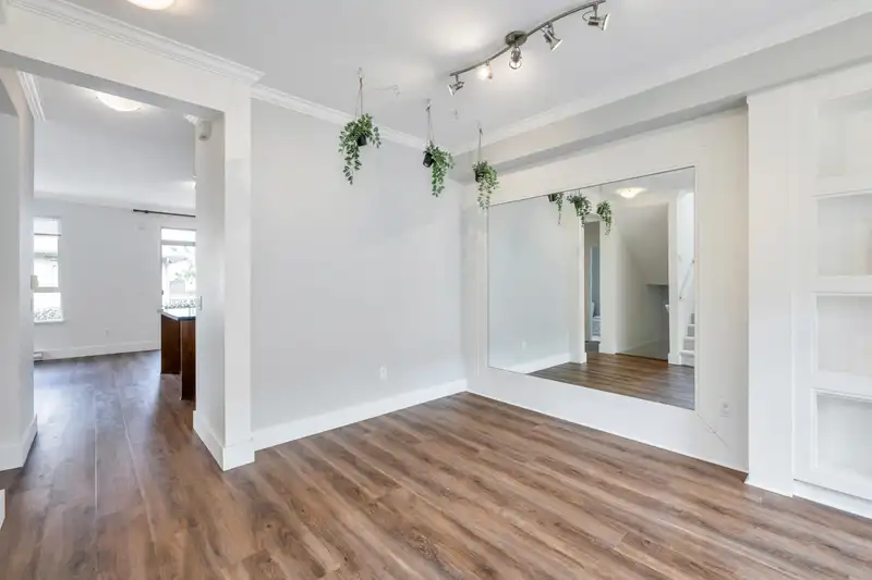 3 2738 158 STREET - photo 4 of 26