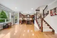 13 3502 150A STREET - thumbnail 9