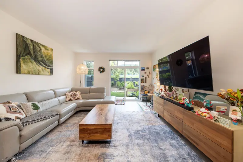 140 3565 BAYCREST AVENUE - photo 3 of 25