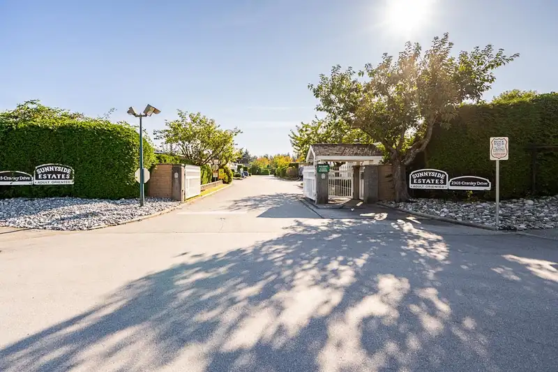 58 2303 CRANLEY DRIVE - photo 2 of 36