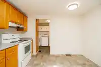 58 2303 CRANLEY DRIVE - thumbnail 16