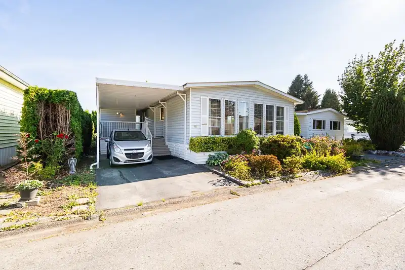 58 2303 CRANLEY DRIVE - photo 4 of 36