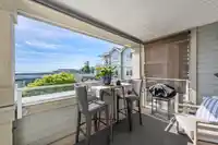 311 15621 MARINE DRIVE - thumbnail 9