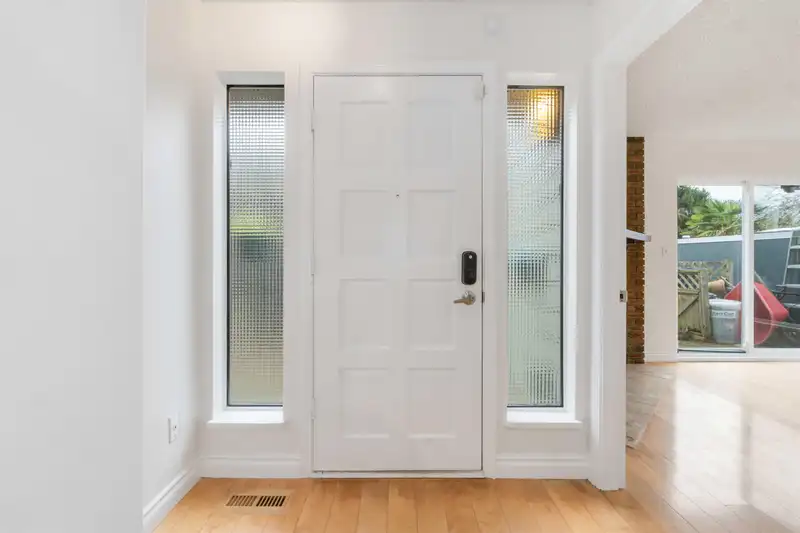 931 KEIL STREET - photo 2 of 34