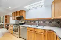 931 KEIL STREET - thumbnail 12
