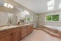 2269 133 STREET - thumbnail 31