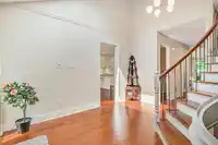 38 1725 SOUTHMERE CRESCENT - thumbnail 3